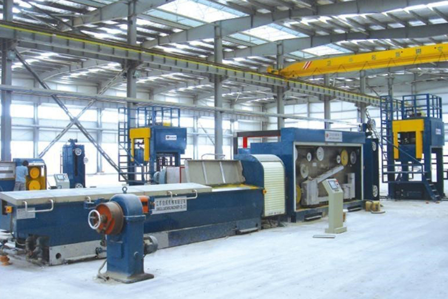 Kompleksowe rozwiązanie Do produkcji kabli jednożyłowych o przekroju kwadratowym 1,5–2,5 kwadratu